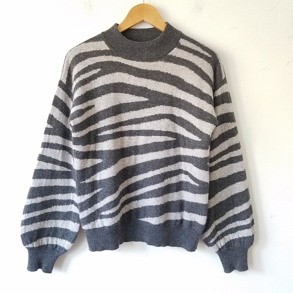 Aqua 100% Cashmere Zebra Striped Balloon Sleeve OversizedPull Over Sweater Small - Picture 1 of 13